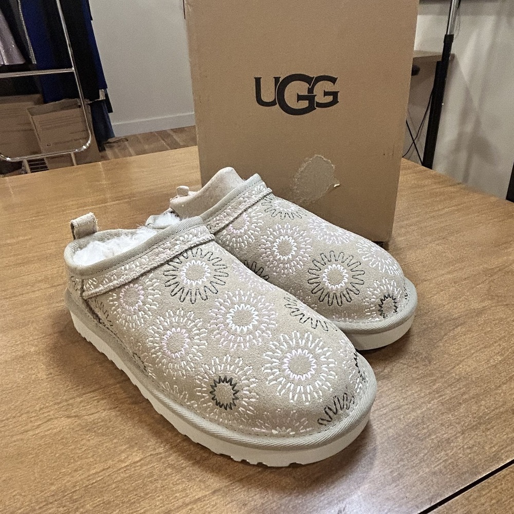 UGG Shoes Womens Size 6 Beige Classic Micro Sun Stitch Clog Slippers Embroidered